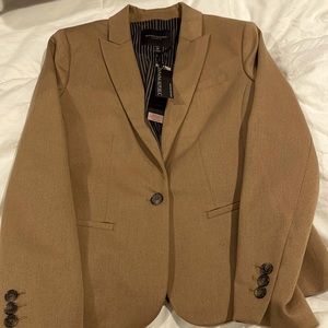Banana Republic Classic Blazer in beize 2p - Brand New